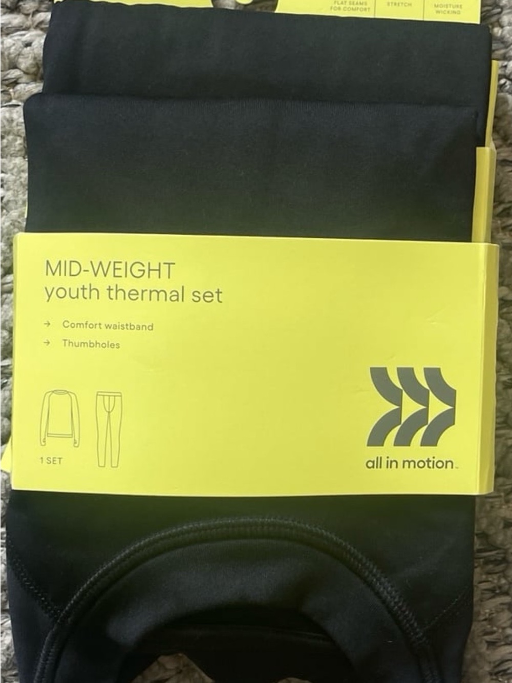 all in motion Youth Black Mid-Weight Thermal Set